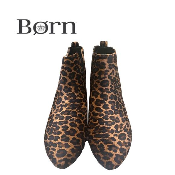 NEW Born Women's Remo Lt. Brown Leopard Fabric Pull On Boots Booties 6.5 - Picture 3 of 6